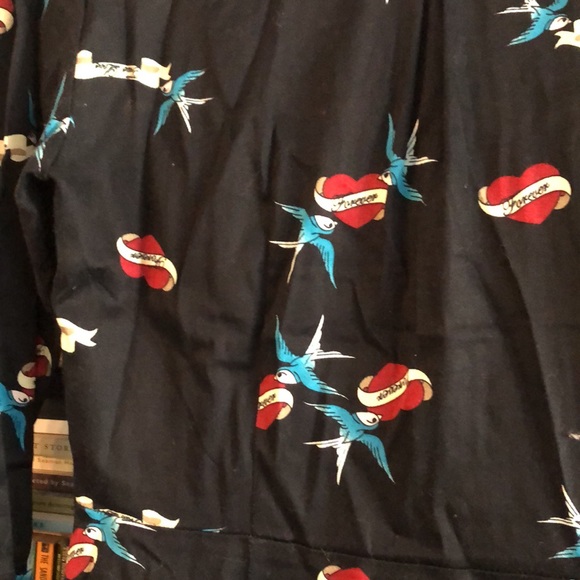 Collectif UK 12/ US 8 Long Sleeve black dress with blue bird and hearts print - Picture 7 of 7